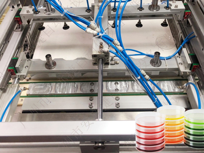 Six channels of petri dish filling line
